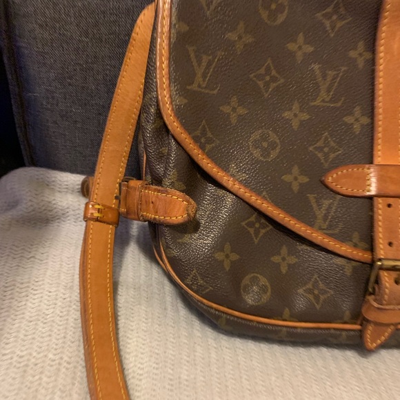 Louis Vuitton Saumur mm 30 - Picture 2 of 7
